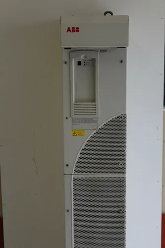 ABB ACS800-02-0210-3+E210 Drive 289A