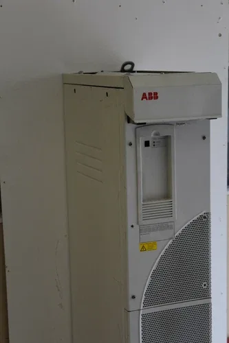 ABB ACS800-02-0210-3+E210 Drive 289A 3