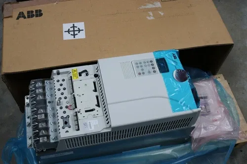 ABB Industrial AC Inverter Drive 3PH 380-415V 400V 100HP ACS800-04-0100-3+J400