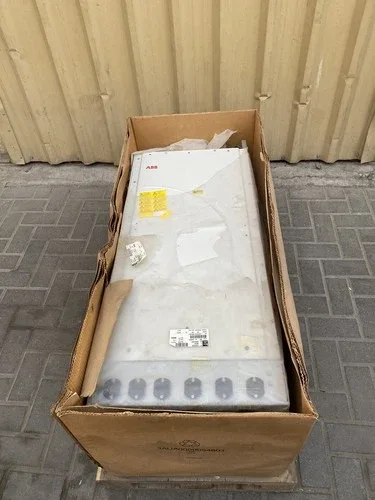 ABB ACS 800 ACS800-04-0210-3+E210 160kW 289A AMP VFD DRIVE
