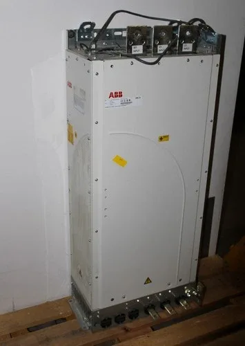 ABB ACS800-04M-0260-7+E210+H354+J400+K454 Drive 3