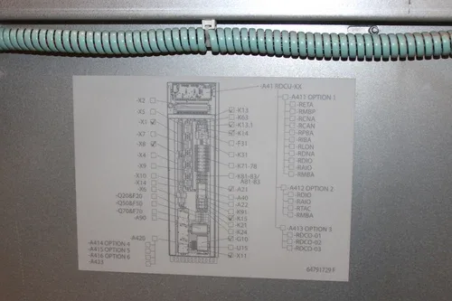 ABB ACS800-07-0610-5 Drive 718A 4