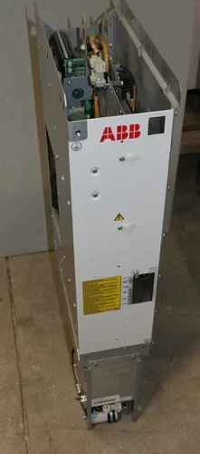 ABB ACS800-104-0145-5+F272 Drive 166A 3