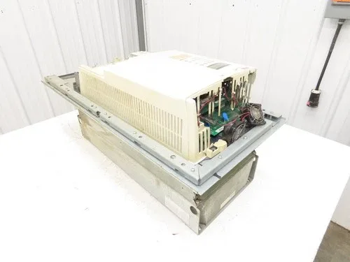 ABB ACS800-U1-0140-5+B056+P901 VFD Variable Speed AC Drive 150Hp 480V 3Ph 4
