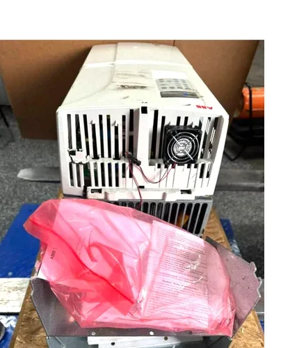 ABB ACS800-U1-0205-5+D150+P901 AC Drive 200 HP 480 V ACS 800 200HP 160 KW