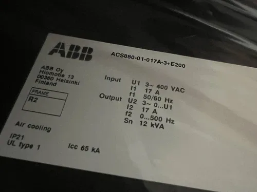 ABB ACS880-01-017A-3+E200 3