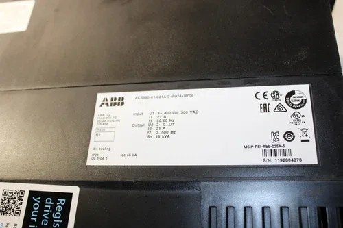 ABB ACS880-01-021A-5+P904+R706 Drive 21A 3