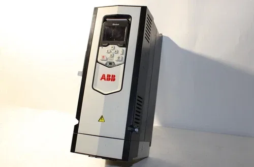 ABB ACS880-01-021A-5+R706 Drive 21A 2
