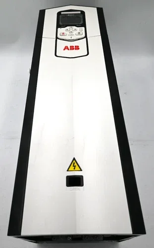 ABB ACS880-01-022A-7+E200 3