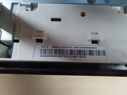 ABB ACS880-01-025A-3+E200+K454 Inverter Frequency Inverter 4