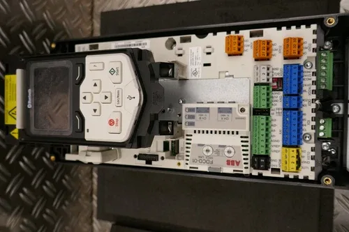 ABB ACS880-01-02A1-5+K454+L503+P904+R701 2