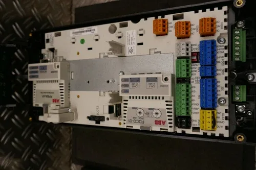 ABB ACS880-01-02A1-5+K454+L503+P904+R701 3