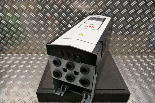 ABB ACS880-01-02A1-5+K454+P904+R701 2