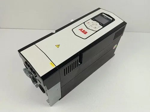 ABB ACS880-01-032A-3+E200+K454 ACS880-01-032A-3 32A &