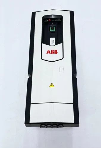 ABB ACS880 3 PHASE VARIABLE FREQUENCY AC DRIVE 33A 380V ACS880-01-032A-3+P944