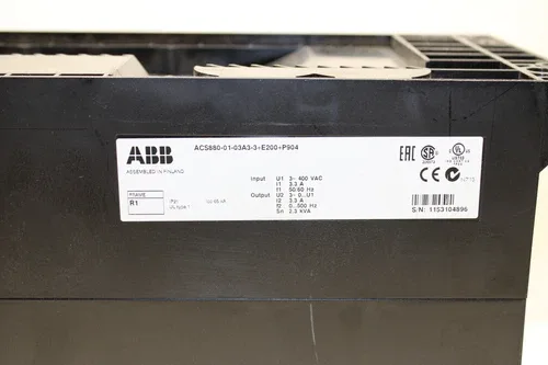 ABB ACS880-01-03A3-3+E200+P904 Drive 3
