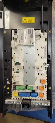 ABB ACS880-01-077A-5 INVERTER ACS880-01-077A-5+N8010 2