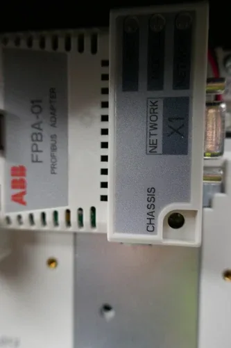 ABB ACS880-01-124A-5+K454+L503+P904 4