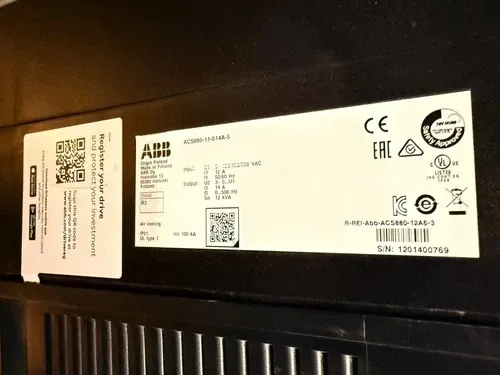 ABB ACS880-11-014A-5 2