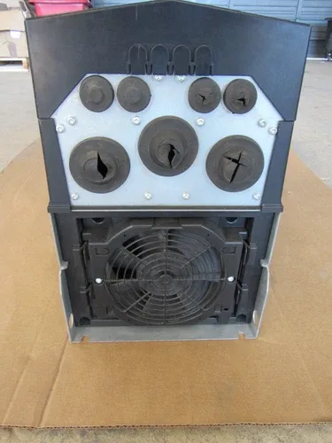 ABB VFD REGENERATIVE ACS880-11-040A-5 500V 40AMP 30HP XLNT TAKEOUT M/O 2