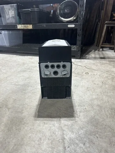 ABB Variable Frequency Drive ACS880-12A6-3 2