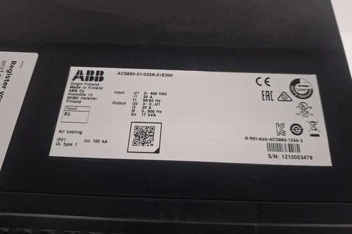 ABB ACS880-31-025A-3 +E200 AC DRIVE 4