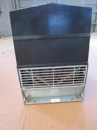 ABB VFD ACS880-01-124A-5+D150+K473 500V 124AMP 100HP XLNT TAKEOUT M/O 3