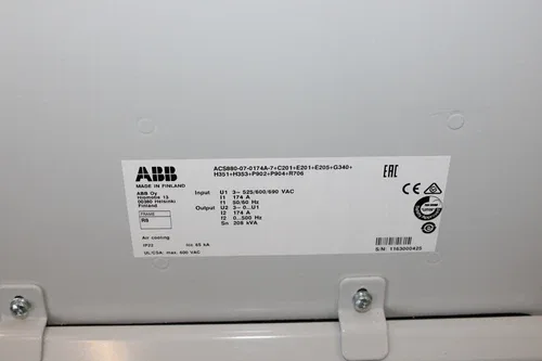 ABB ACS880-07-0174A+C201+E201+E205+G340+H351+H353+P302+P904+R706 Drive 174A 2