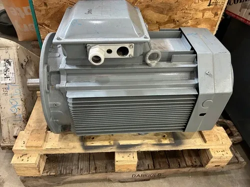 ABB M3AA200MLA-2 35KW 47HP 575V 60HZ 3555 RPM TEFC motor IEC 200 unused