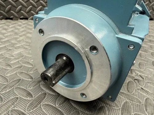 ABB M3AA63A-4 3-Phase 60Hz Low Voltage Aluminum Frame Industrial Motor 2