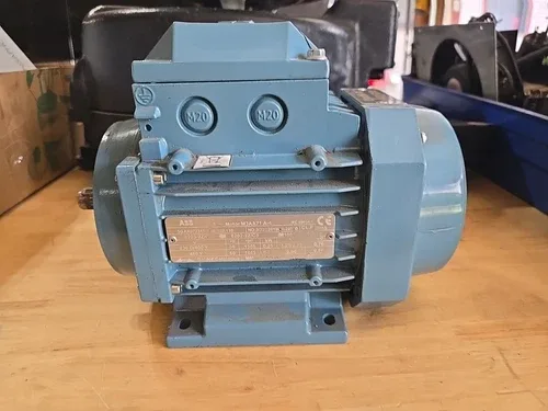 ABB MOTOR M3AA71 A-4 230 D/400 Y 25KW 50/60HZ 1365/1685 RPM