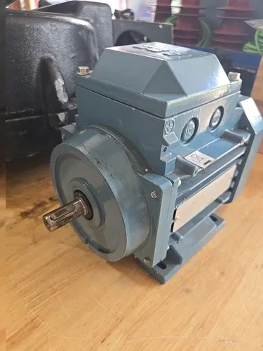 ABB MOTOR M3AA71 A-4 230 D/400 Y 25KW 50/60HZ 1365/1685 RPM 4