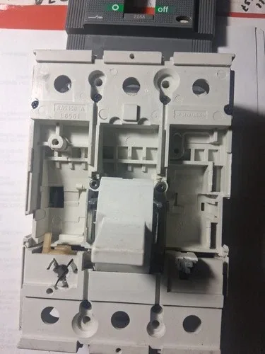 ABB Molded case circuit breaker model TMAX T3N 2