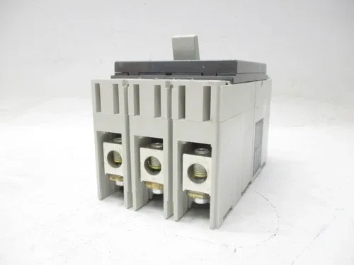 ABB BE51117860 TMAX TS3 N 150 70A 600V 3