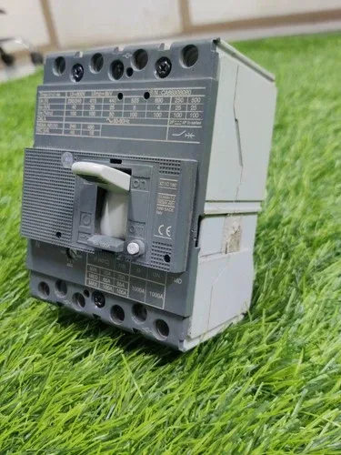 ABB TMAX XT1C 160 (TMAXXT1C160) 100 AMP 3 POLE MCCB SUPERIOR QUALITY 4