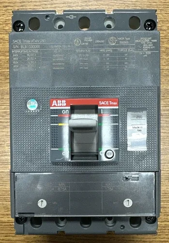 ABB SACE TMAX XT4 N 250 3P 250A 600VAC 500VDC CIRCUIT BREAKER - 2