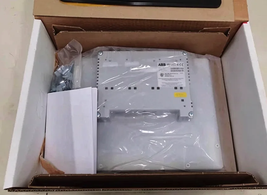 ABB Touch Screen CP651 C4 1SAP551100R0001