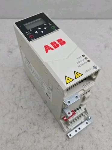 ABB Ac Machinery Drive Module 1.1kW 3.3A 3Ph 400/480V ACS380-040C-03A3-4+K490 2