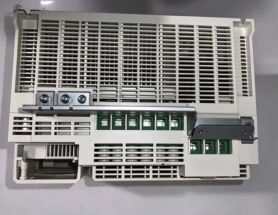 ABB Frequency Converter ACS380-040N-032A-4+P962 3