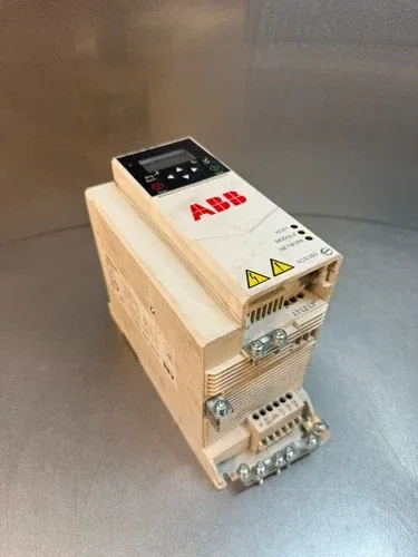 ABB ACS380-040N-12A6-4 / ACS380040N12A64 (9.3.1) 2