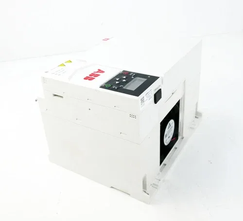 ABB ACS380-042N-045A-4 LV AC Machinery Drive Module 22kW - Unused/Attn 3