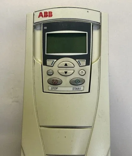ABB ACS550-U1-017A-2 AC DRIVE 2-5HP 2