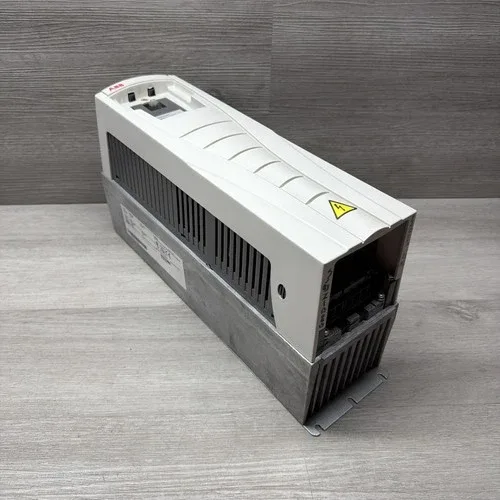 ABB ACS550-U1-024A-2 VFD Variable Frequency Drive 3PH 208-240V Input 7.5HP READ