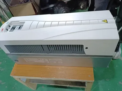 ABB AC VFD DRIVE ACS550-U1-038A-4 25HP 18.5W 38A 380-480V 3PH ACH550