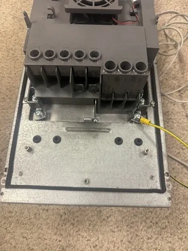 ABB ACS550-U1-088A-2 30HP 3Ph AC Drive cabinet mount 3