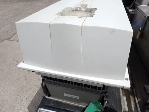 ABB ACS550 VFD AC Drive - 75kW - - 380/480AC - ACS550-01-157A-4+B055 3