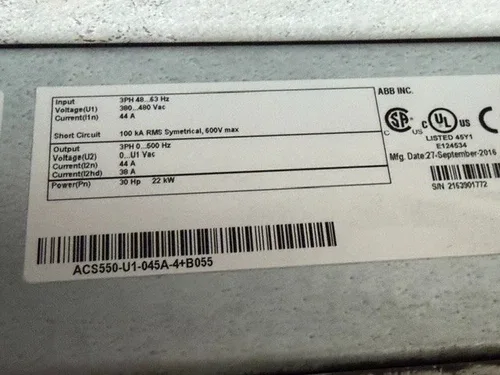 ABB ACS550-U1-045A-B055 30 HP 460V 44A Variable Frequency Drive 3