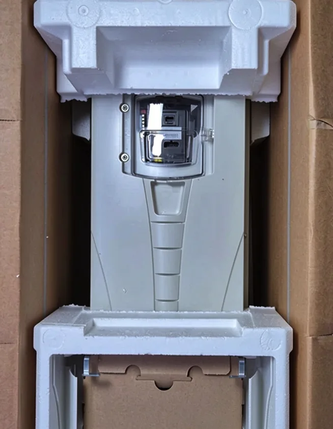 ABB ACS550-01-038A-4+B055 18.5 kW / 15 kW Three Phase Inverter 4