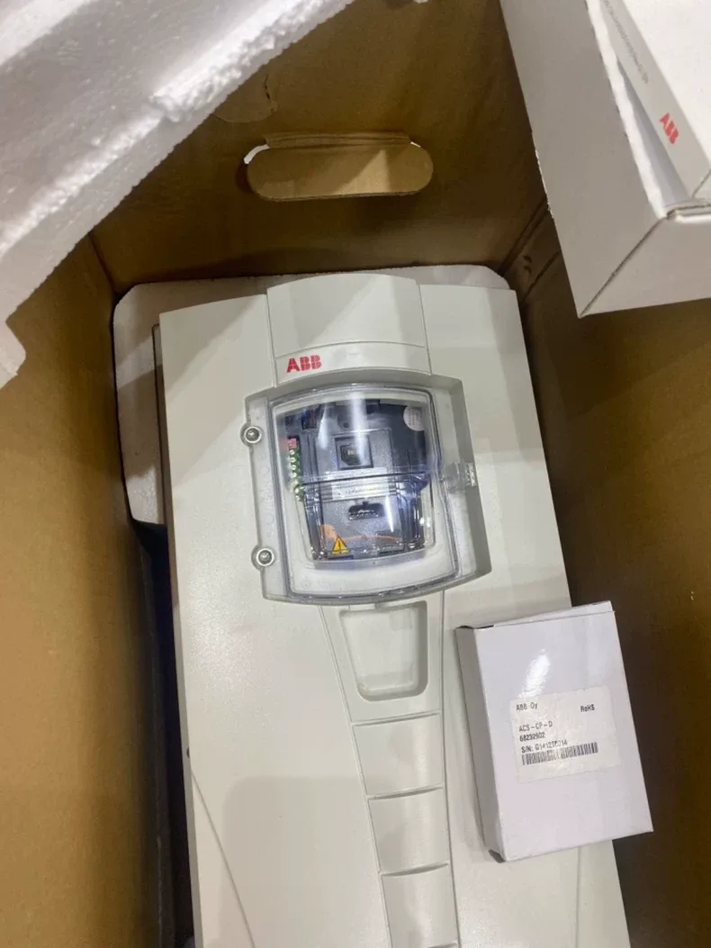 ABB ACS550-01-045A-4+B055 Frequency converter 4