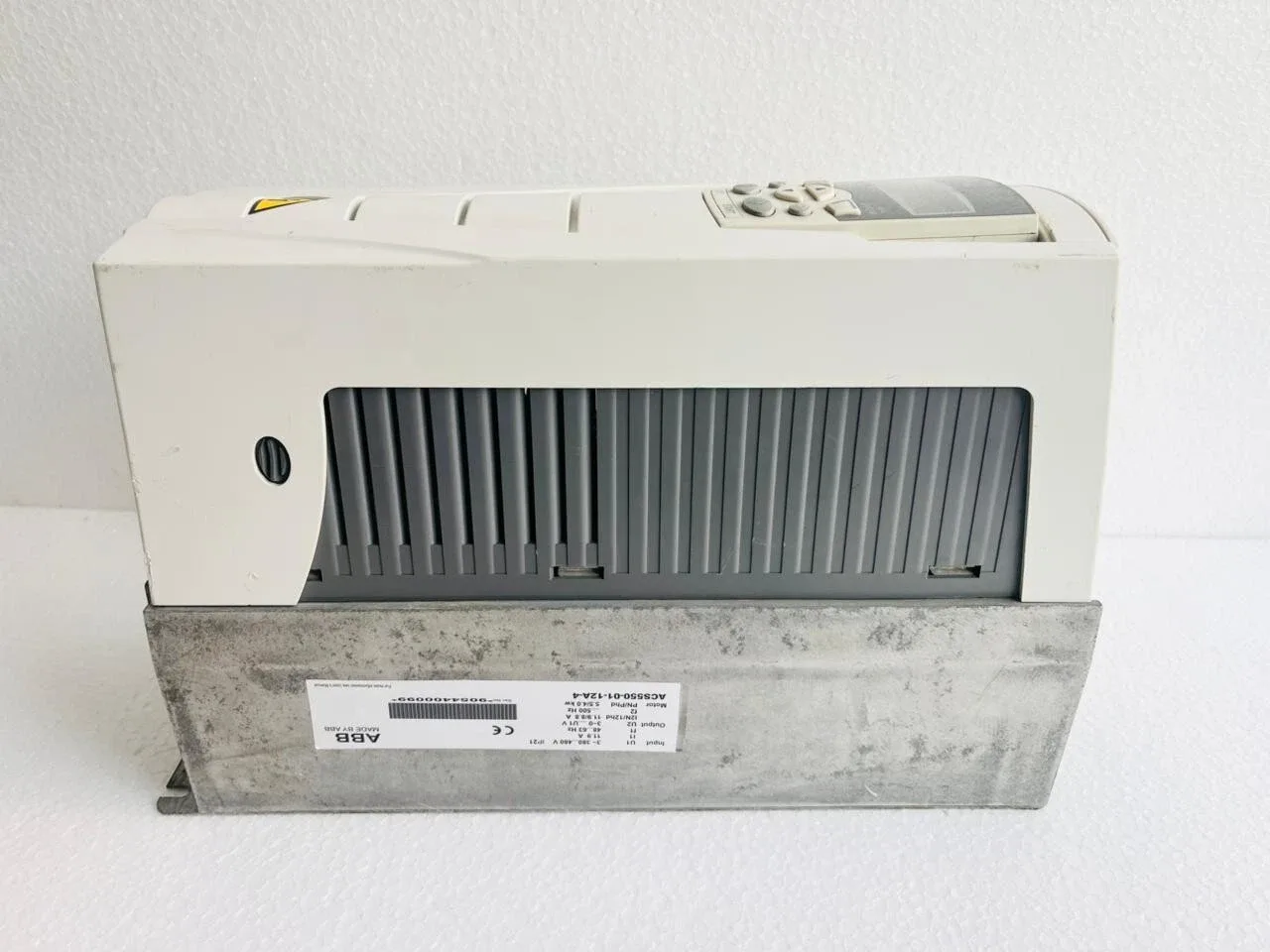 ABB ACS550-01-12A-4 Inverter Drive 5.5KW 3-Phase / ACS550 VFD 2